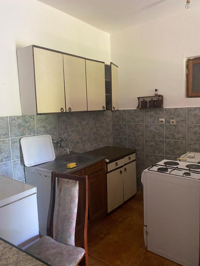 Sunny Apartment *