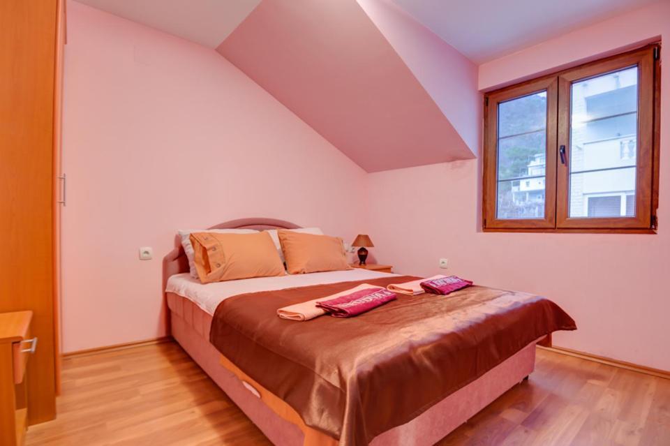 Apartment Sunny Budva